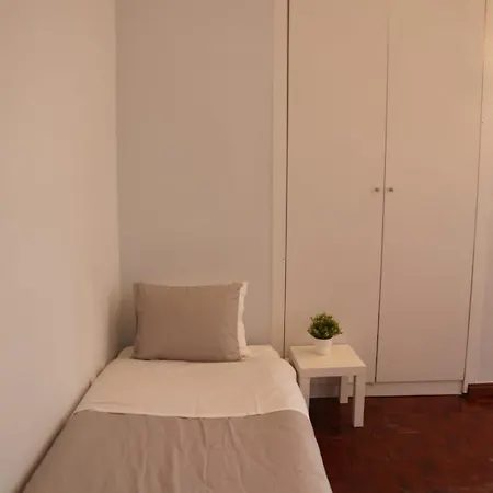 Séjour chez l'habitant Bisengototo Homestay *