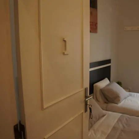 Bisengototo Homestay Lisboa